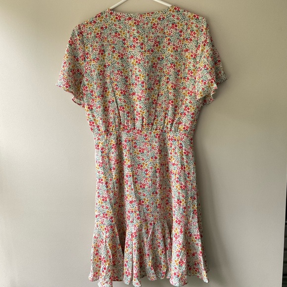 BB Dakota Floral Dress - Picture 2 of 7
